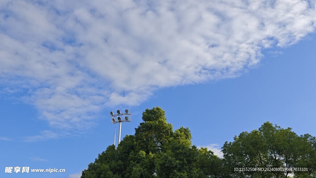 天空