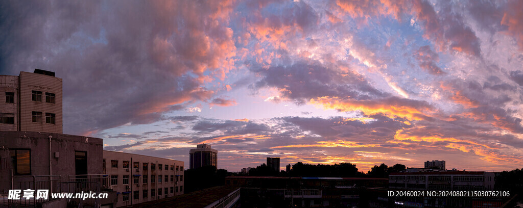 夕阳火烧云照片