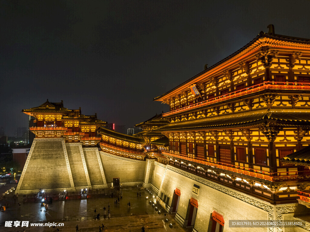 洛阳应天门景区夜景