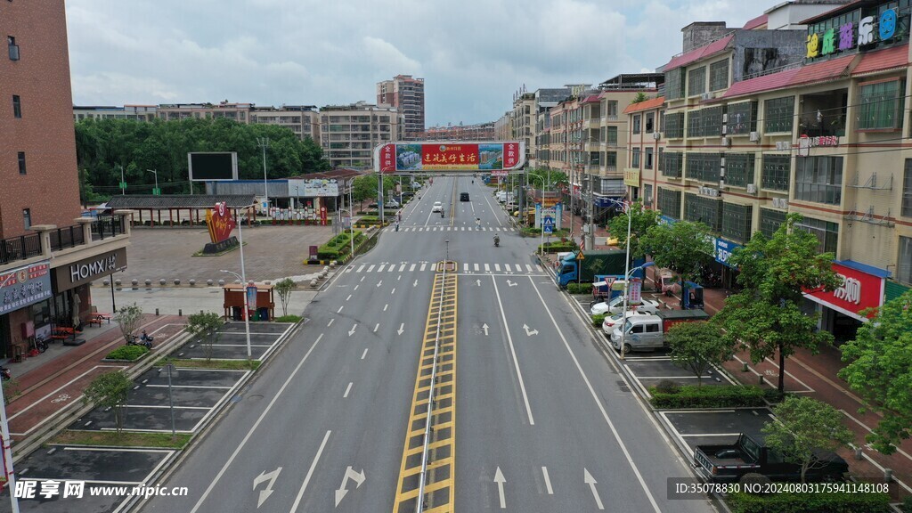 广东小镇道路航拍