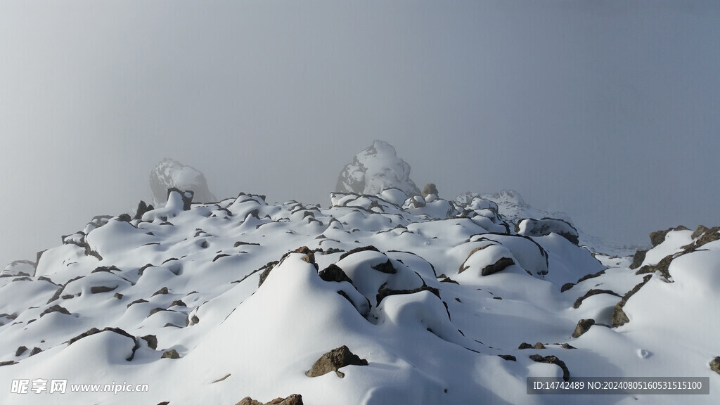 雪山