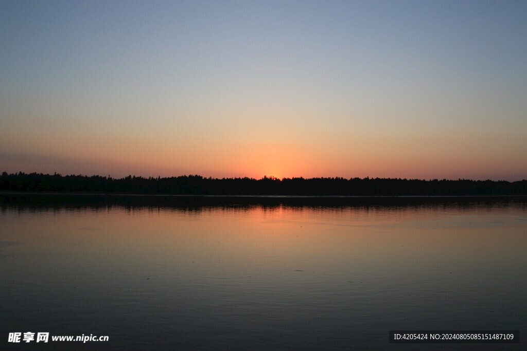 潭江河边的夕阳西下风景