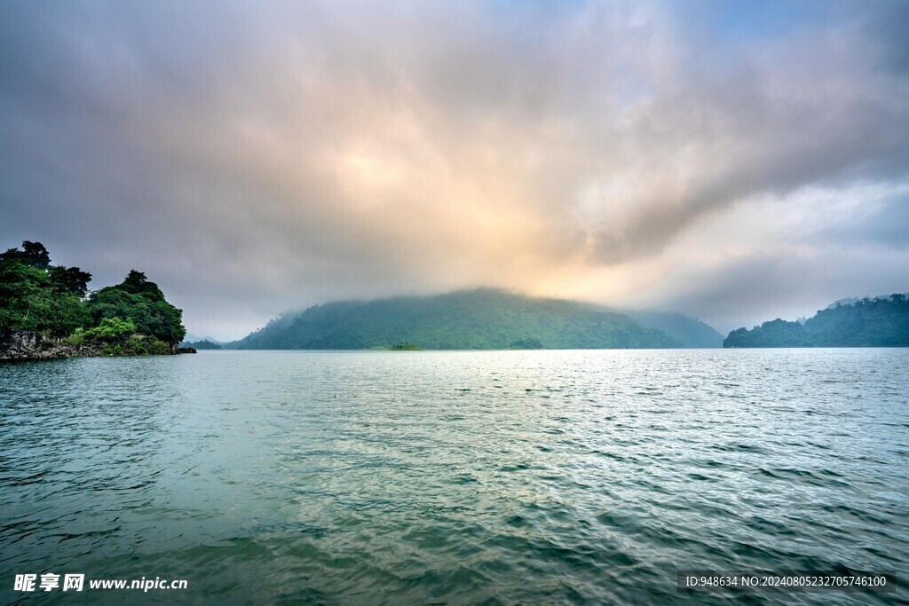 烟波浩渺