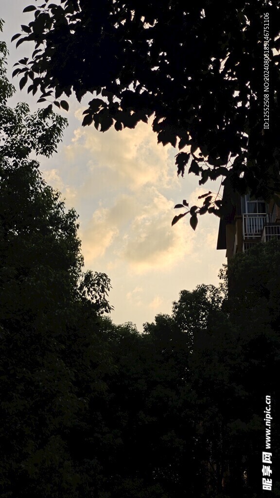 天空