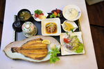 六线鱼定食