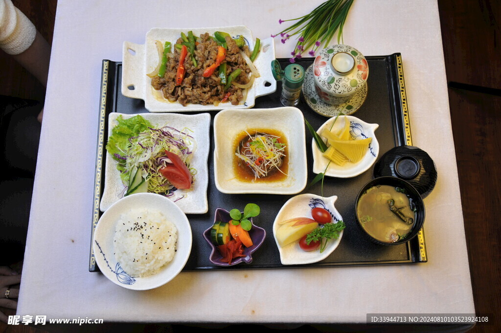 山椒味炒牛肉定食