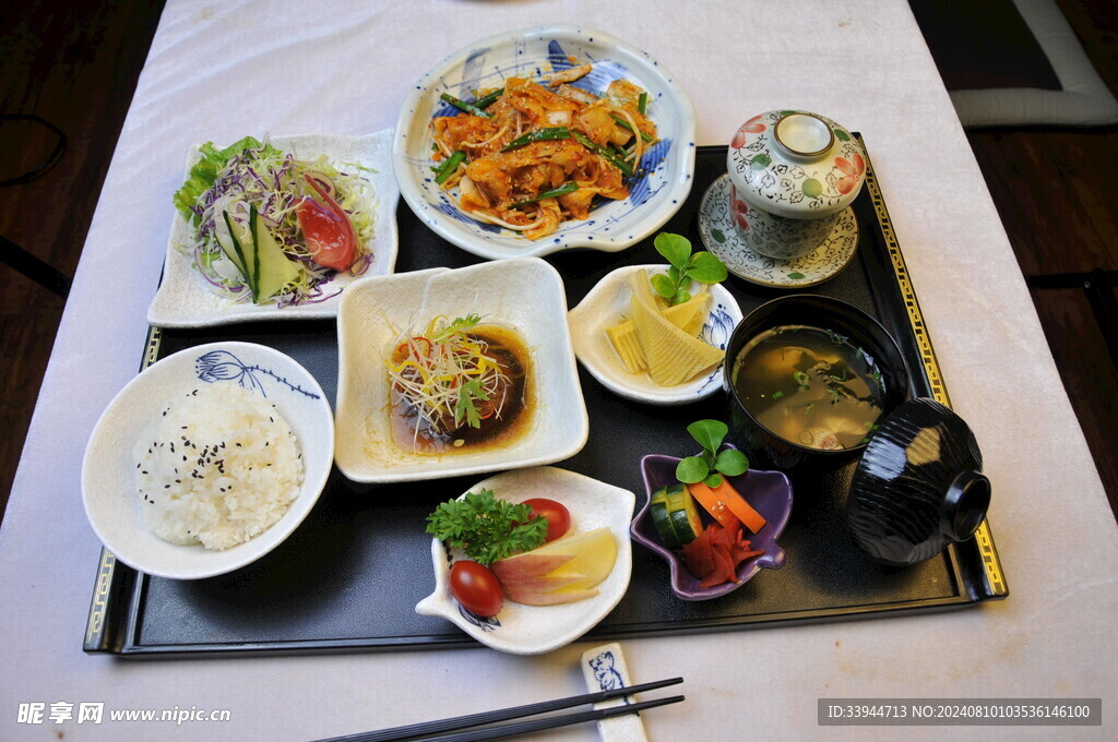 五花肉辣白菜定食