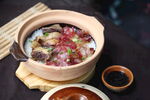 腊肠鸡肉煲