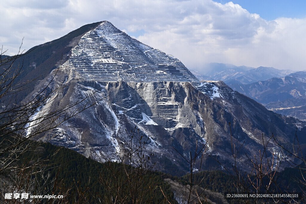 山脉