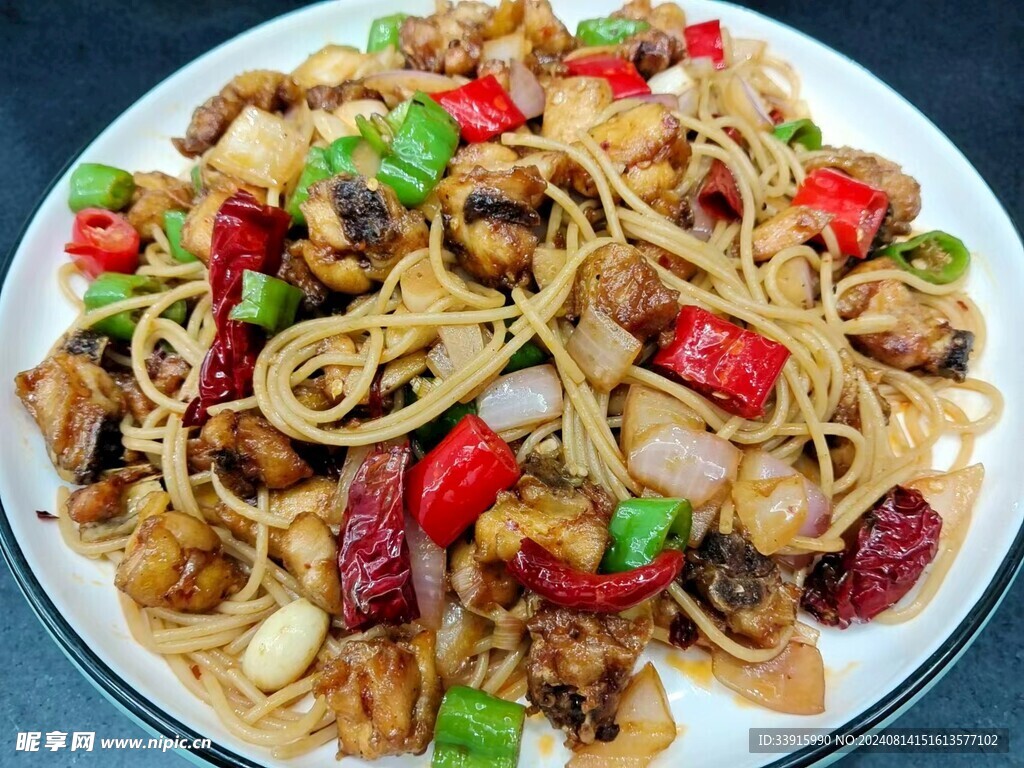 鸡肉意大利面