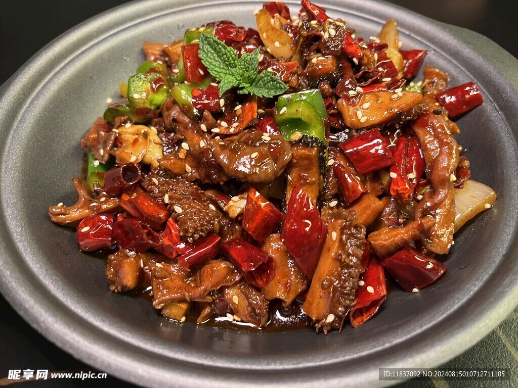 香辣牛杂煲