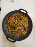 菌菇牛肉炒面