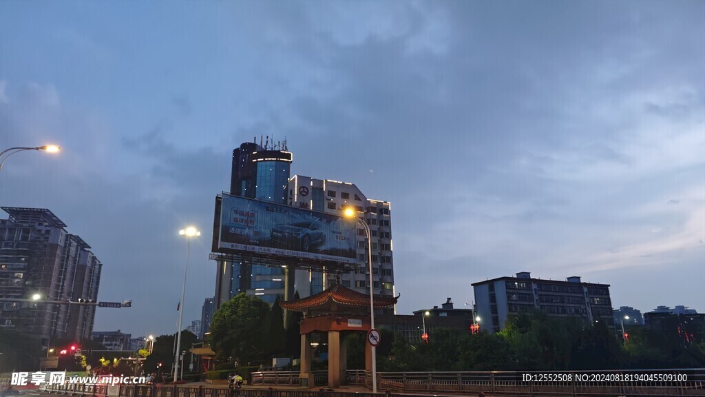 天空建筑