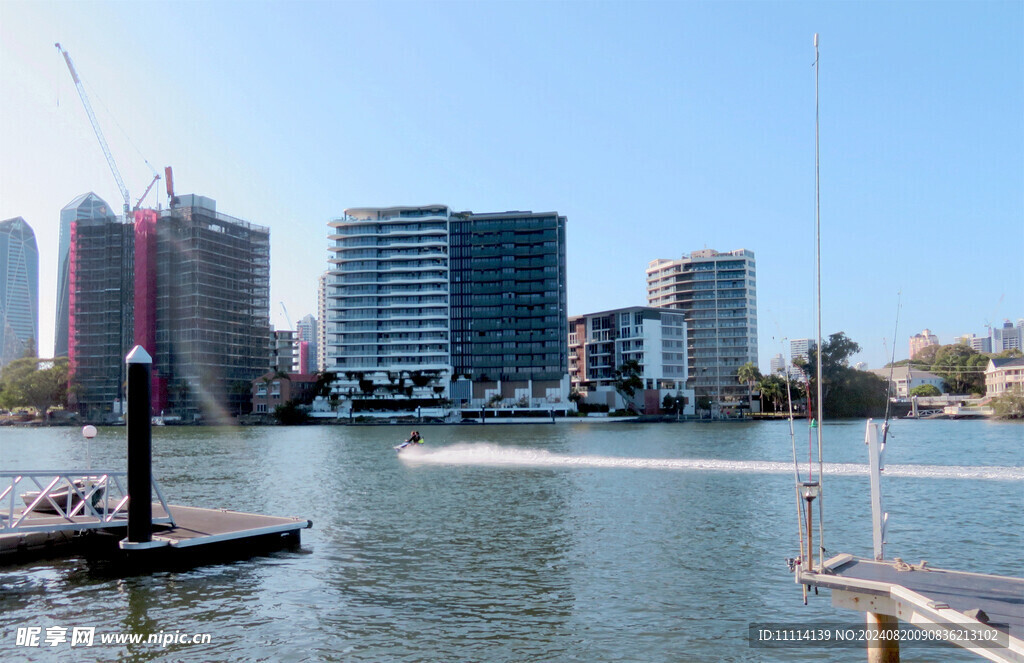 黄金海岸城市海滨风景