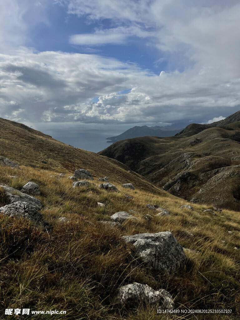 山峰 