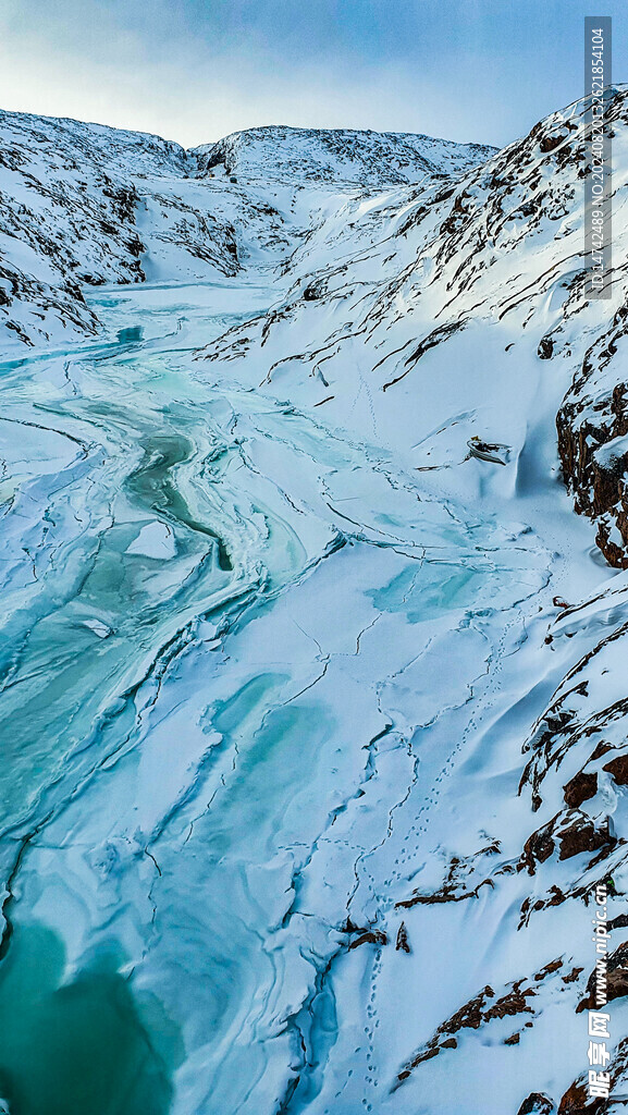 雪山之巅风光