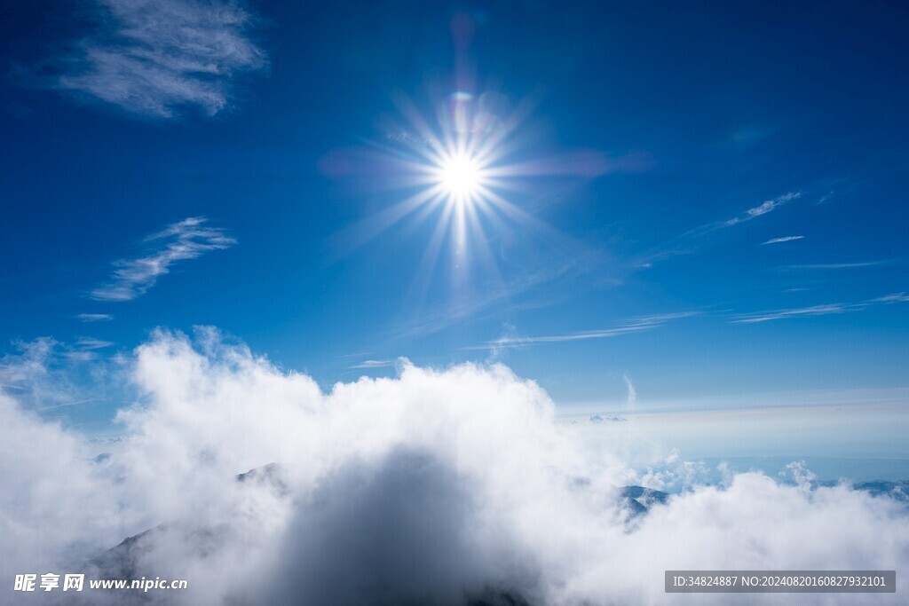 天空白云