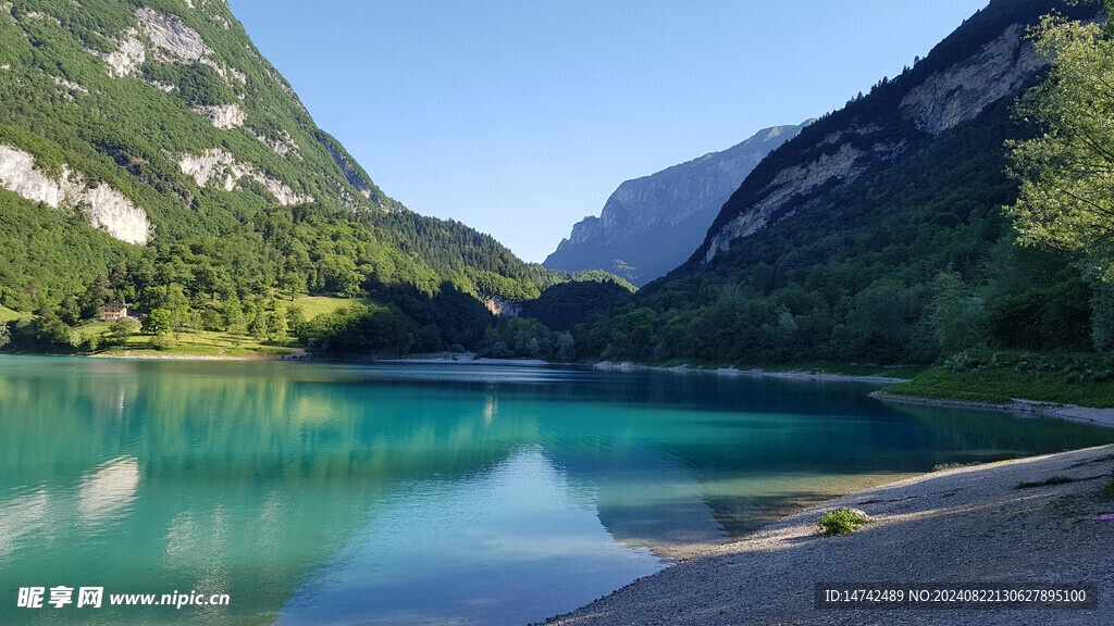 湖泊湖水