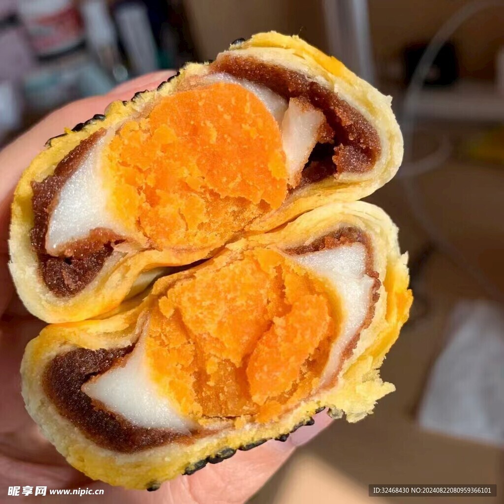 蛋黄酥 