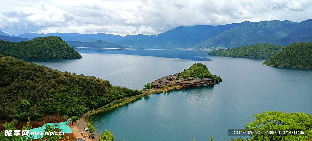 云南泸沽湖里格半岛景象景点