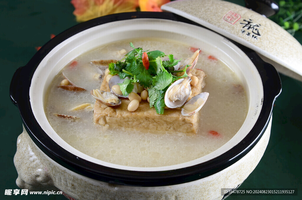 泉水花蛤炖豆腐