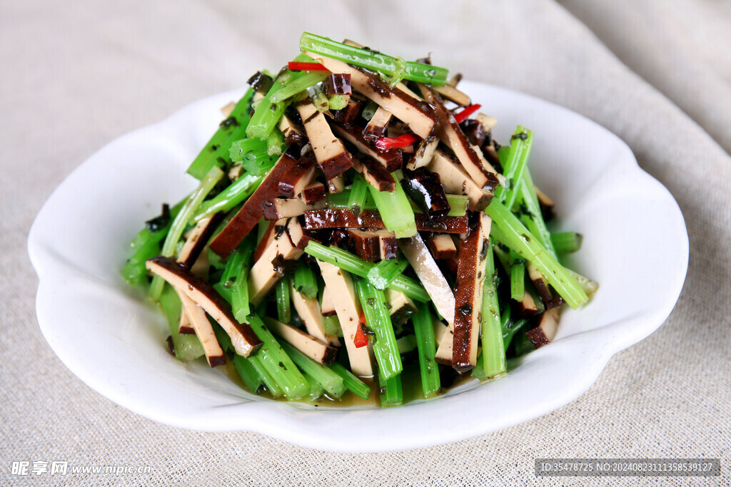 榄菜香芹拌豆干