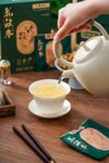 泡茶倒茶