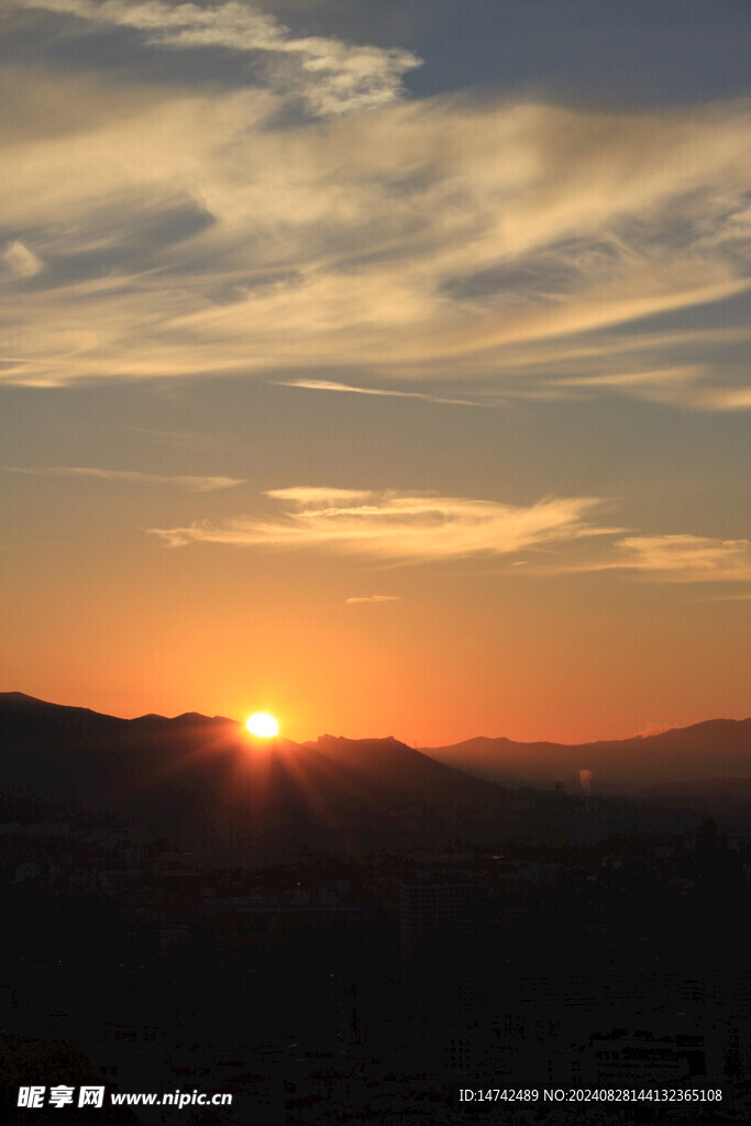 傍晚夕阳