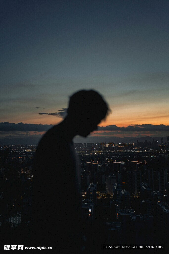 城市人物剪影