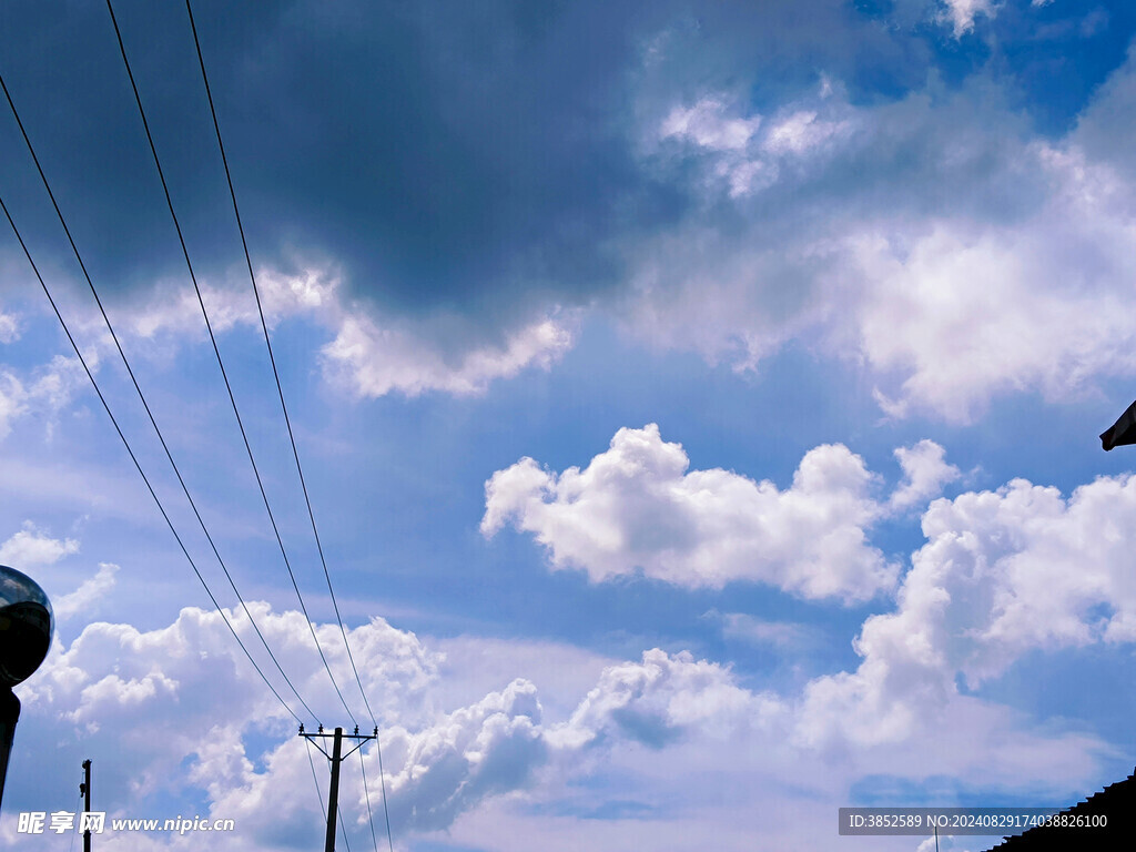 天空云朵