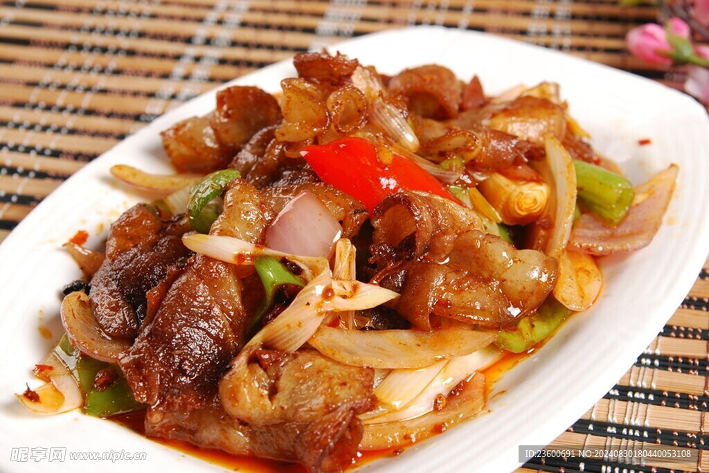 爆炒回锅肉