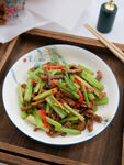 牛肉炒芹菜