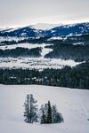 水墨雪山