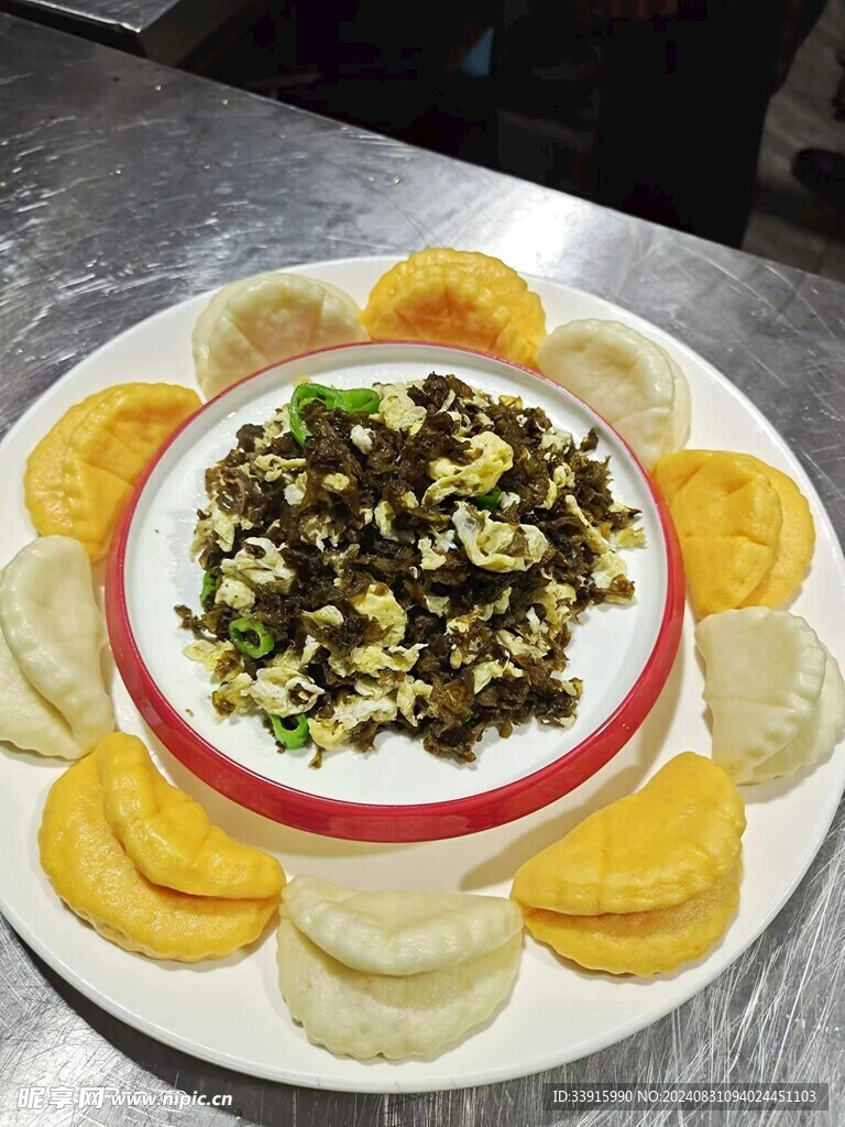 地卷皮炒鸡蛋带饼 