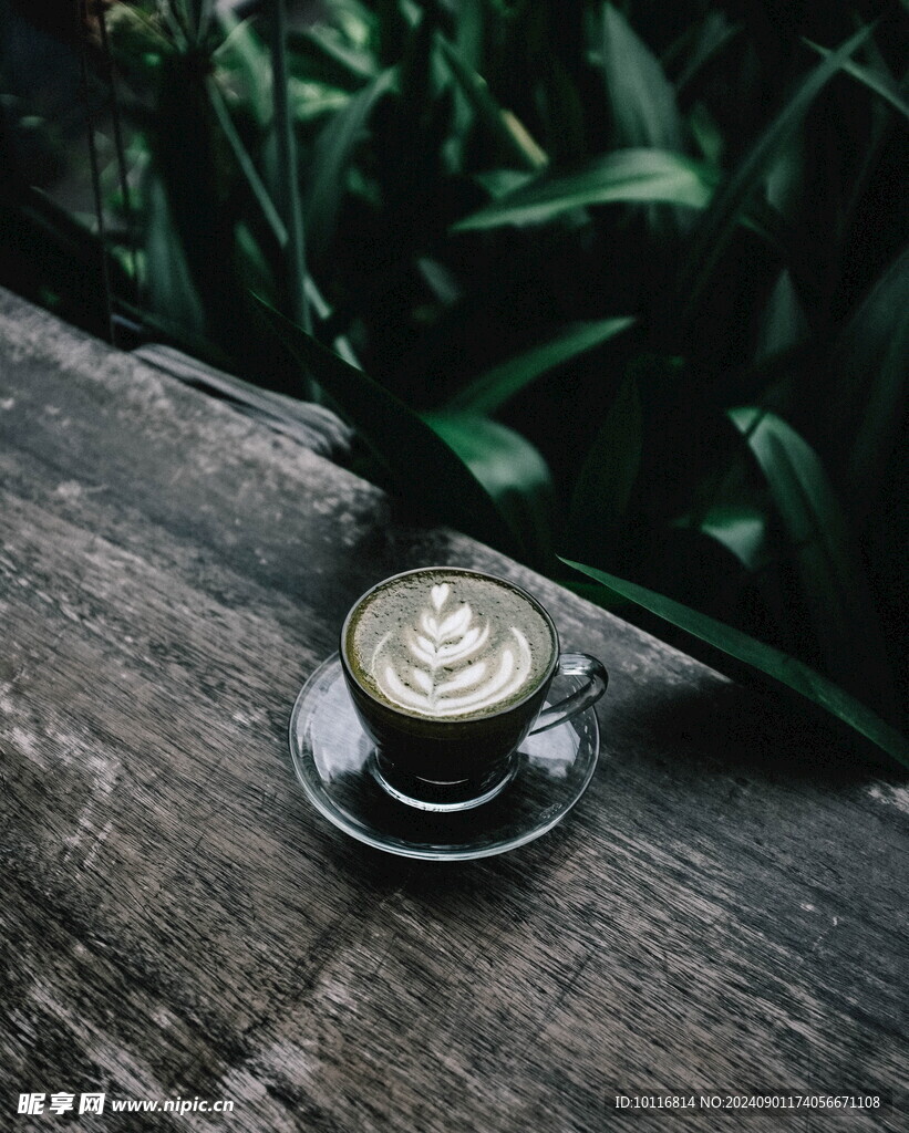 抹茶拿铁拉花