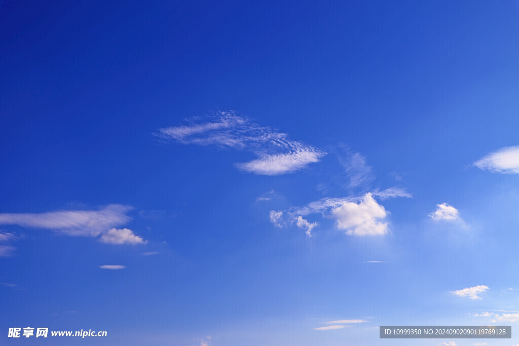 蓝天白云