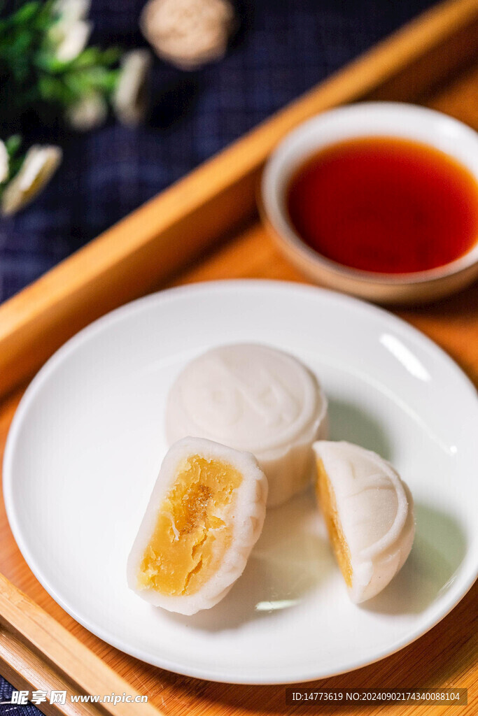 燕窝冰皮月饼