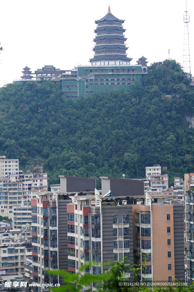 远眺东山