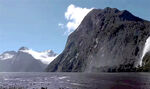 米尔福德峡湾自然风光