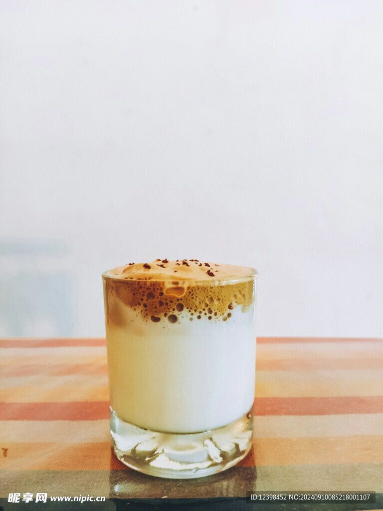 奶昔奶茶