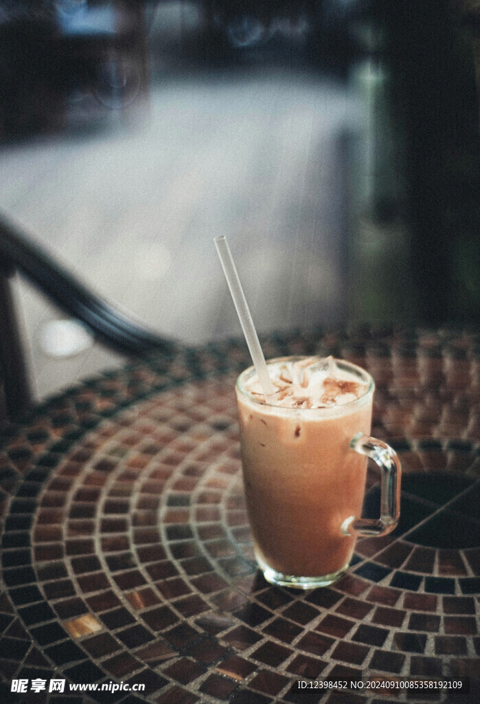 奶昔奶茶