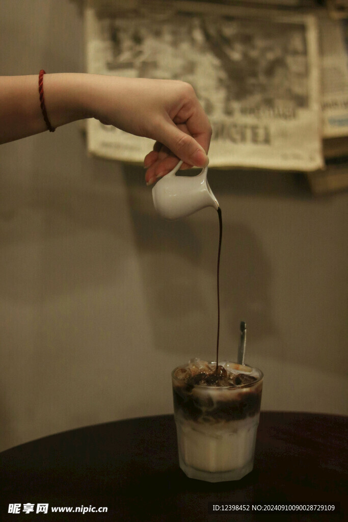 奶昔奶茶