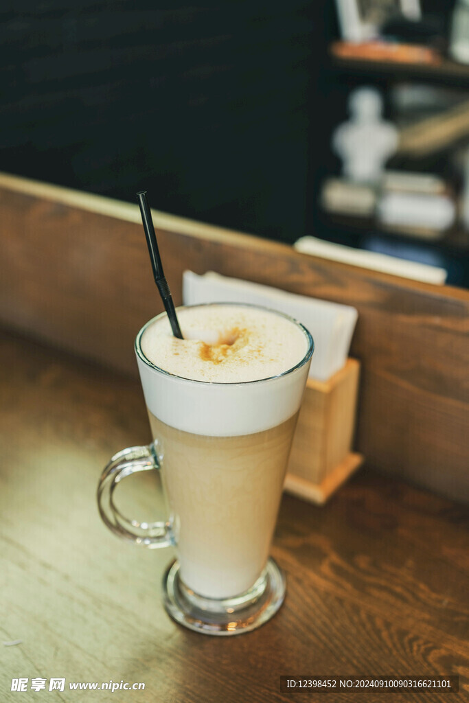 奶昔奶茶