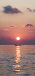 夕阳湖光游船傍晚湖面