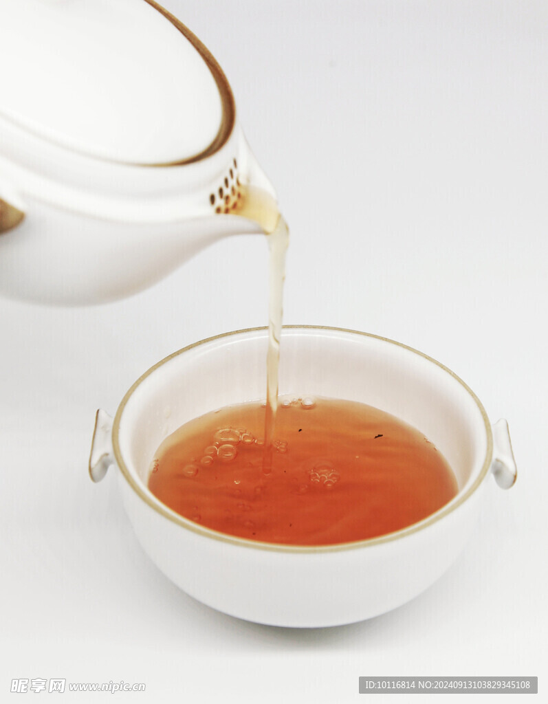 倒茶水