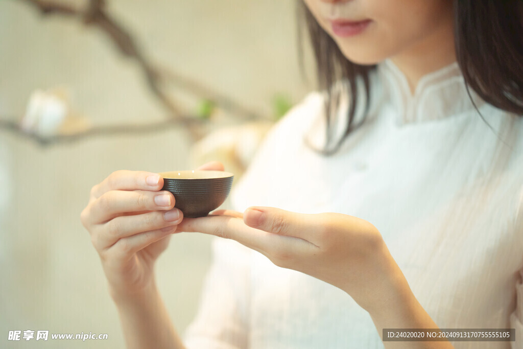 黑瓷品茶