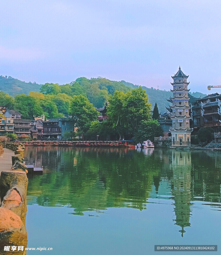 凤凰古城