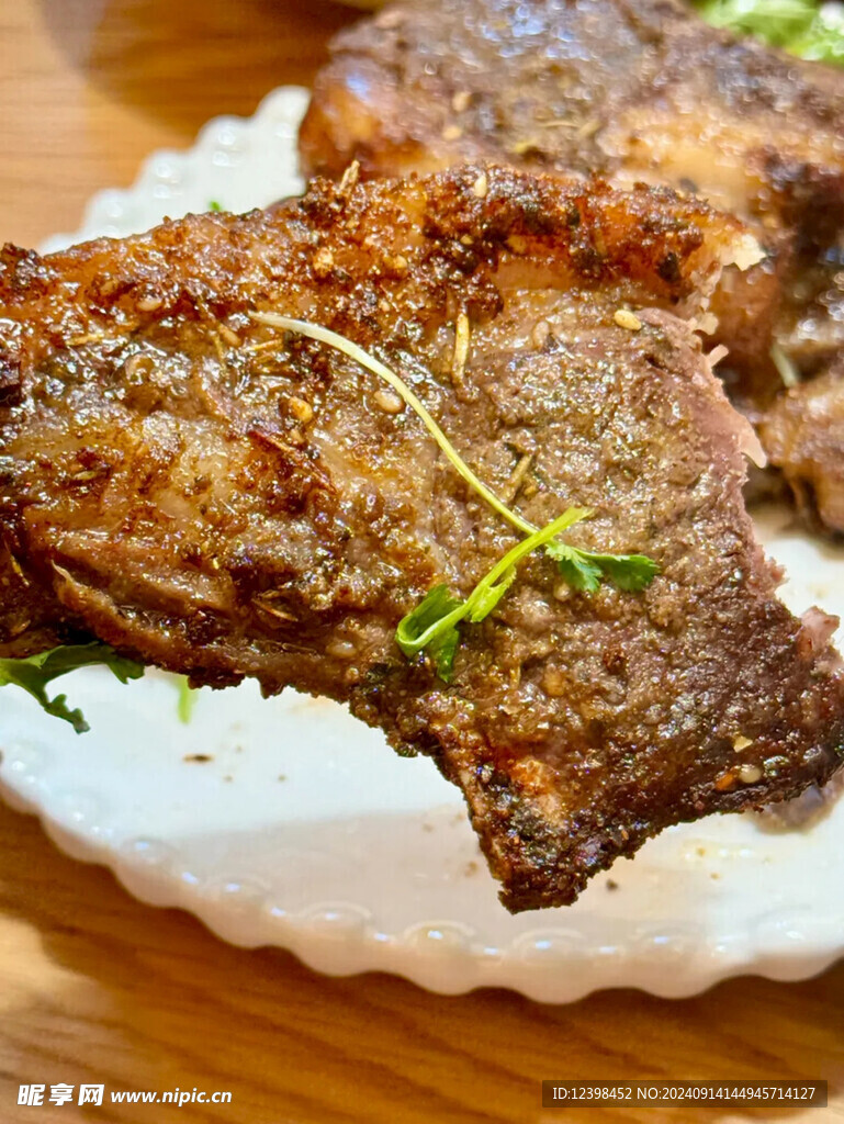 美味羊排