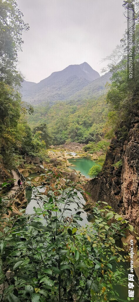 小七孔山水相映