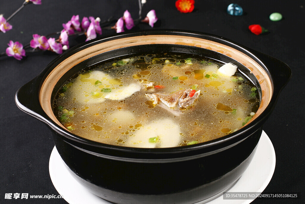 山菌老鸭煲